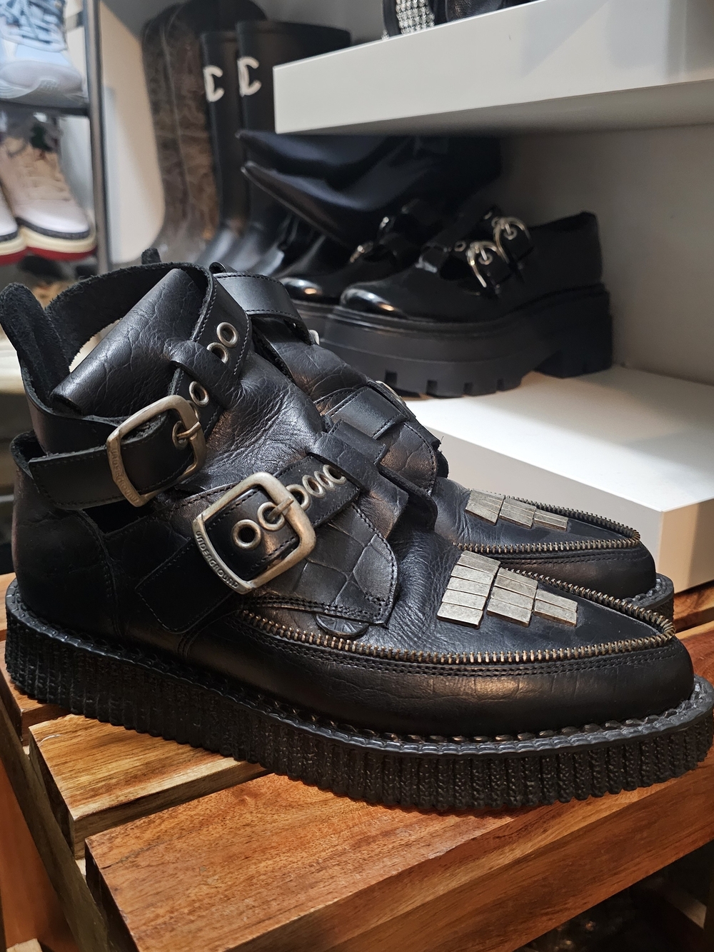 Underground England Black Studded Leather Buckle Creepers - Picture 2 of 7